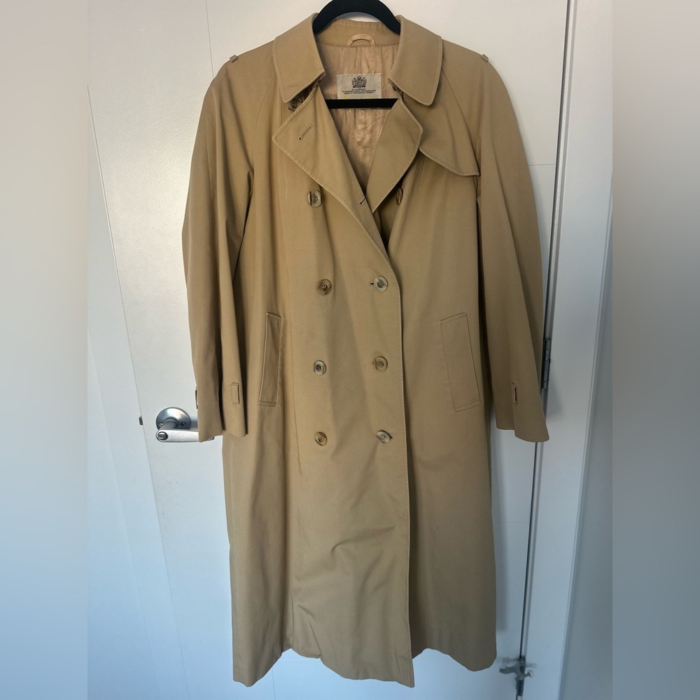 Vintage Aquascutum London Trench Coat | Classic Beige | Checked Lining - Picture 4 of 17